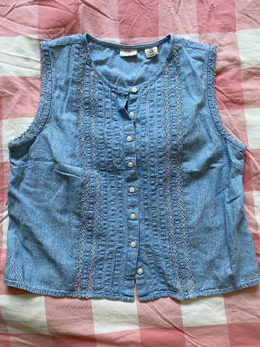 Levis lace chambray top